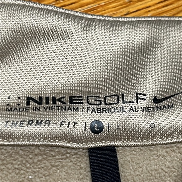 Nike Golf tan men’s 1/4 zip pullover fleece. Good condition. Size Large. - Picture 2 of 8